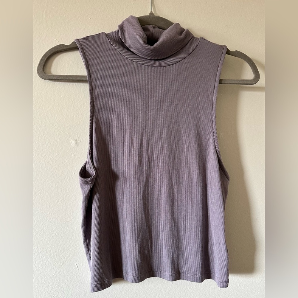 Grey Sleeveless Turtleneck Top